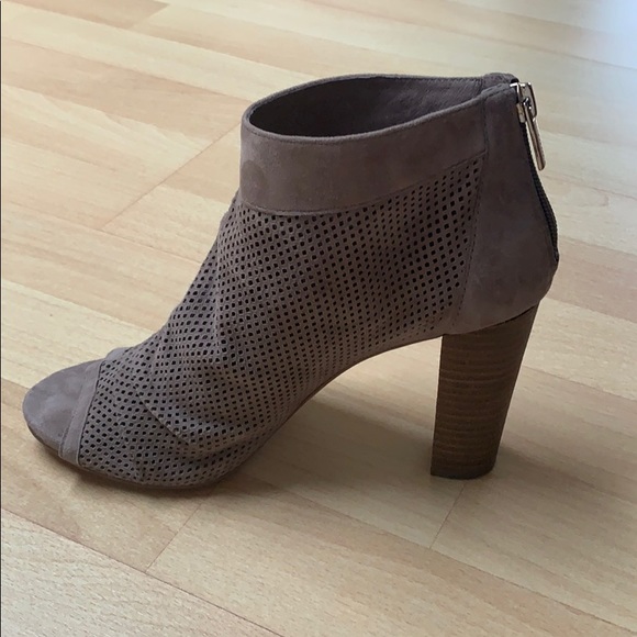 Vince Camuto Open-Toe Ankle Heel Bootie - Picture 4 of 6